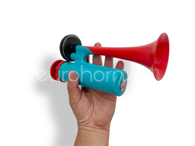 Protable hand horn